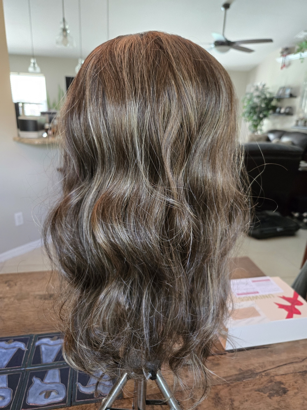 New Uniwigs Hope Wavy 16" Hair Topper
